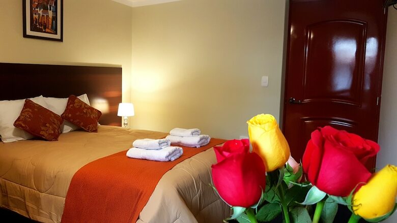 Hotel Los Nogales