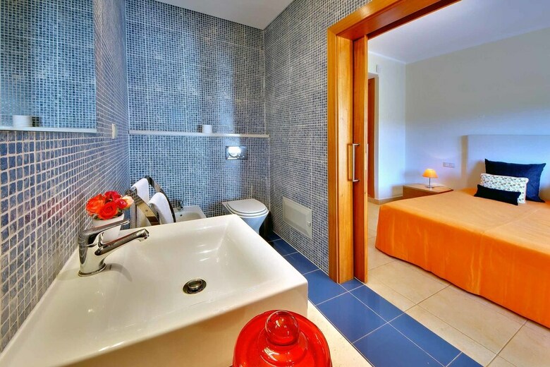 Villa Aqua