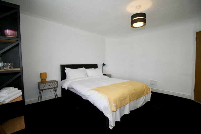 Hotel Chequers Inn