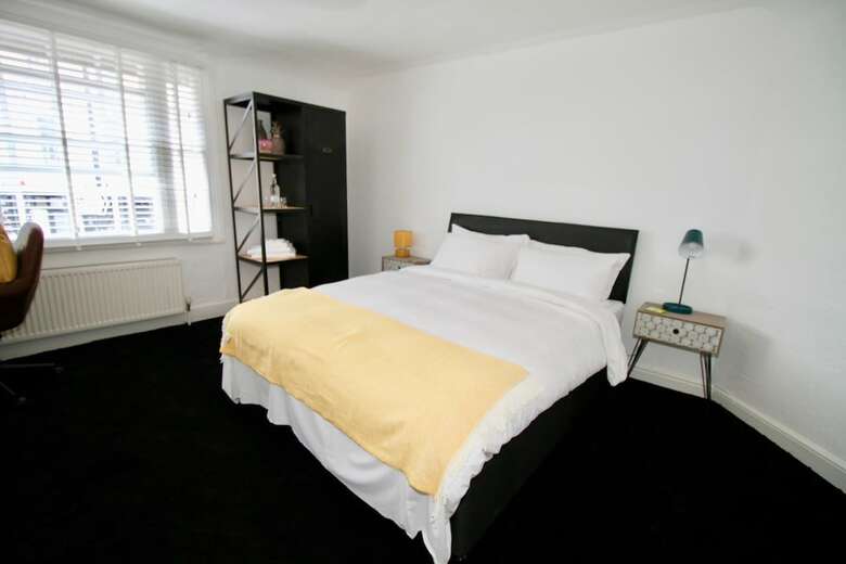 Hotel Chequers Inn