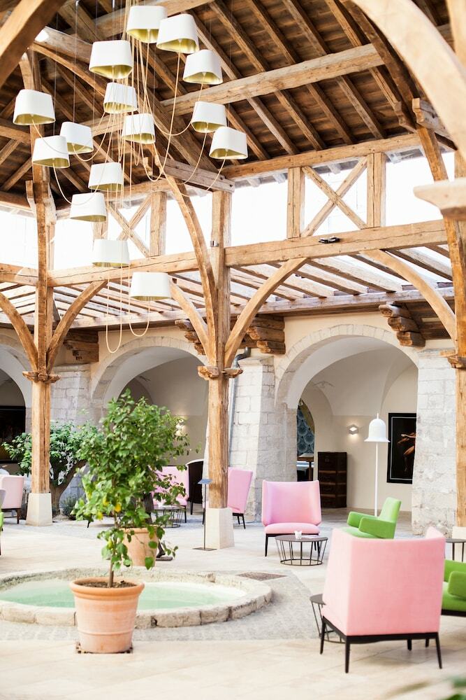 Le Couvent Des Minimes Hotel & Spa
