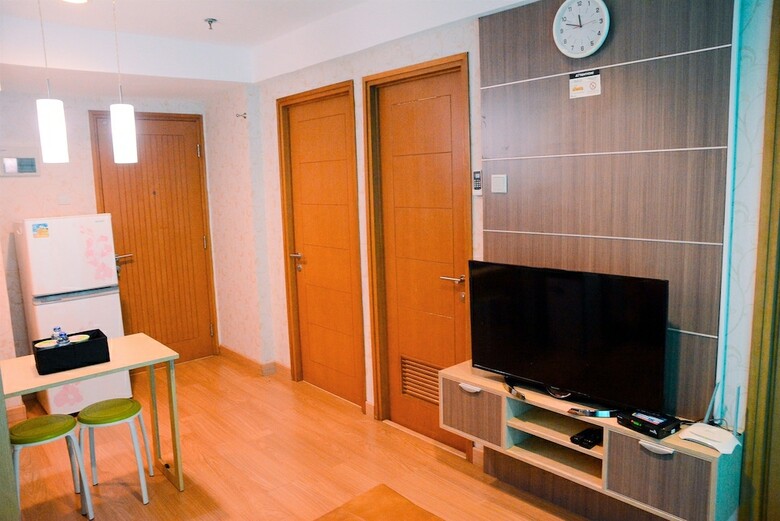 Full Parquette 2br @ Cinere Bellevue Apartment