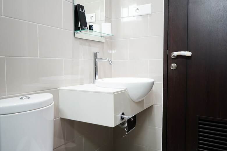 2br Luxury Citra Lake Suites Apartment