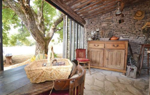 Holiday Home Le Tilleuil Du Bois De Poussel