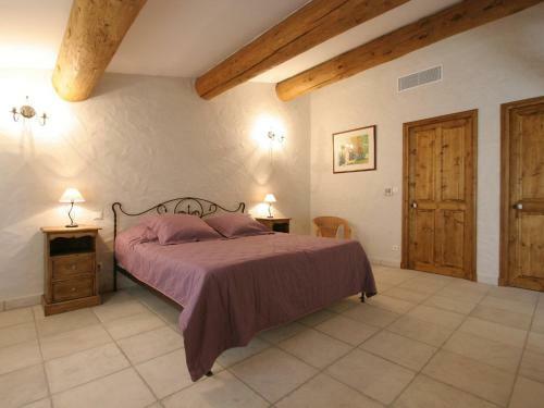 Holiday Home Mas De Cailletier Chateaurenard