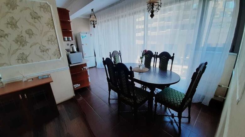 Apartments B. Sampsonievsky 4-6