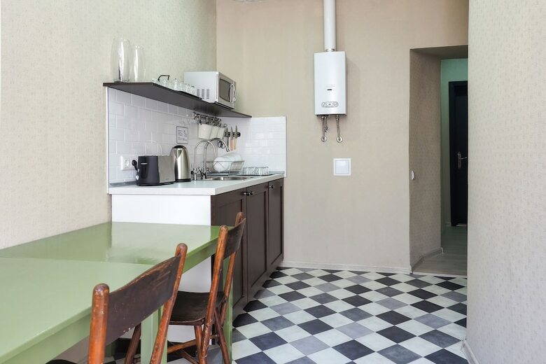 Bed & Breakfast Friends Rooms On Vosstaniya