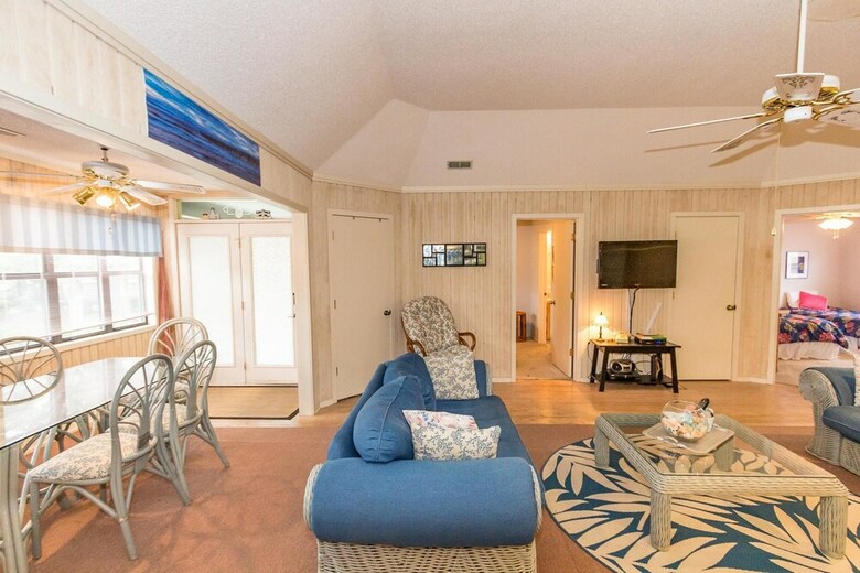 Guest Cottage By Myrtle Beach Vr