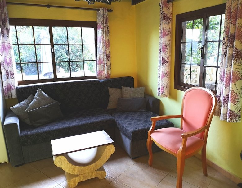 Aparthotel Finca Tom�s Y Puri
