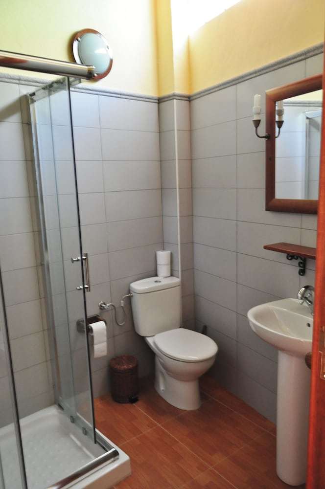 Aparthotel Finca Tom�s Y Puri