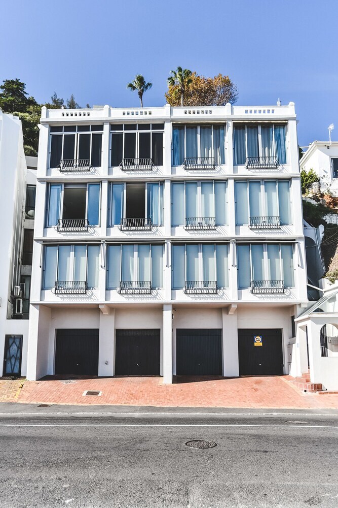 Apartamentos Hamilton Court 2