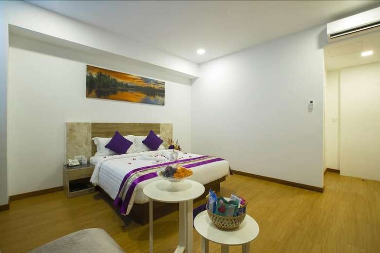 Hotel Platinum Square
