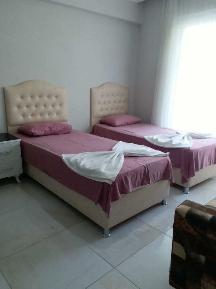 Avsa Roza Apart