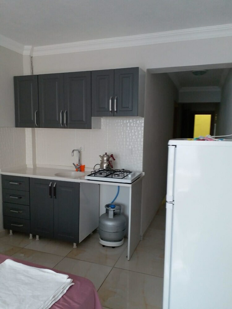 Avsa Roza Apart