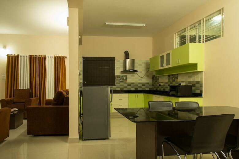 Hotel Triente Suites