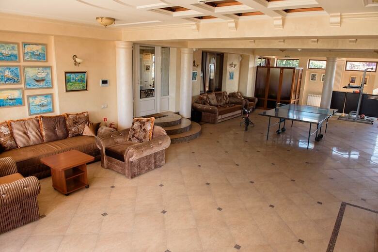 Hotel Grace Nairi