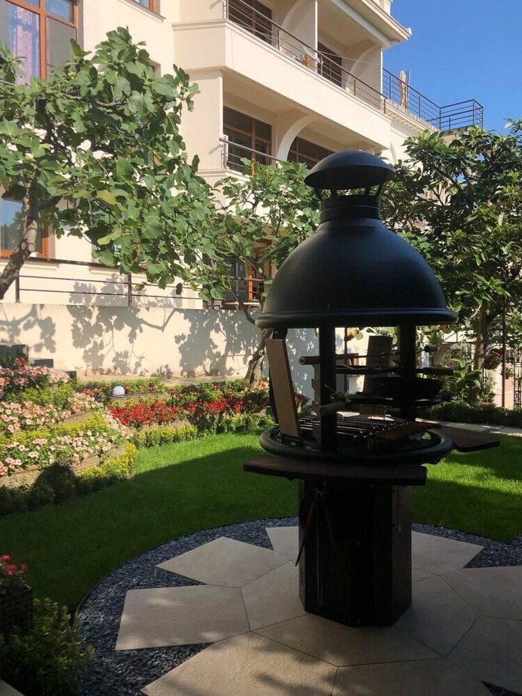 Hotel Grace Nairi