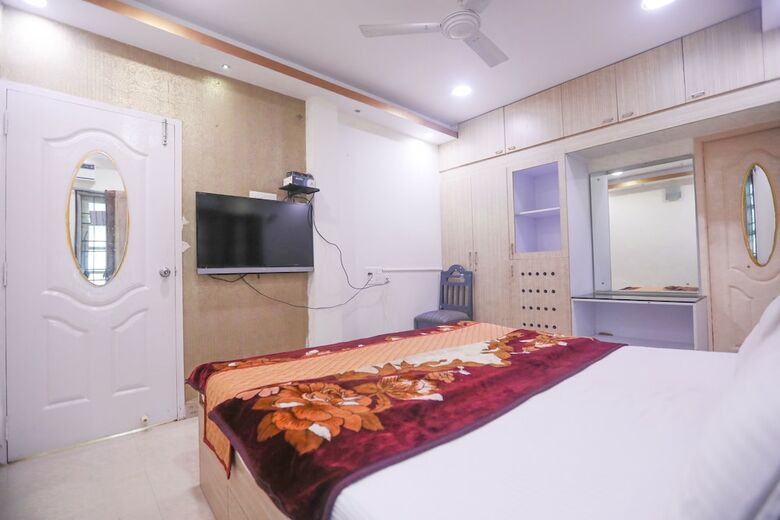 Hotel Ulo Maheshwari Villa
