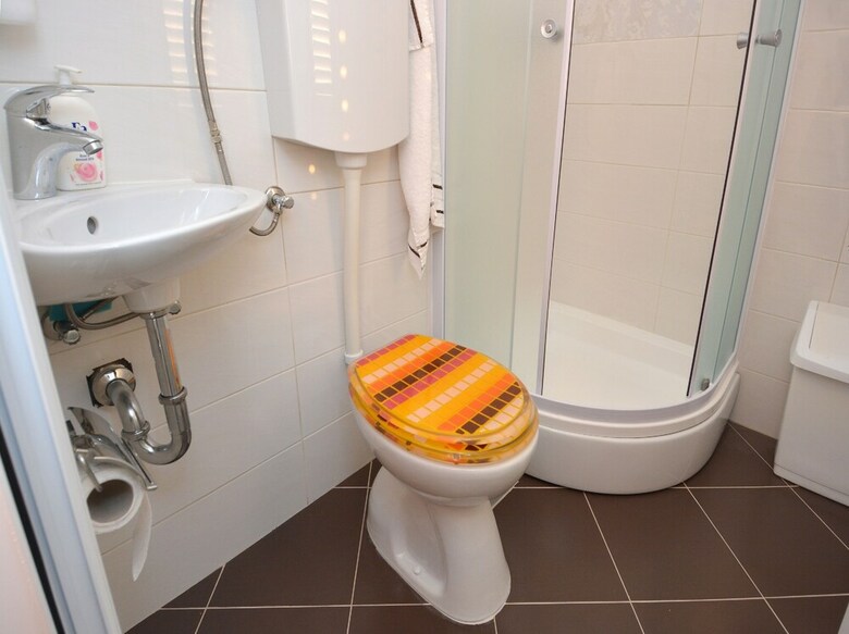 Hotel Guest House Enny - Adults Only