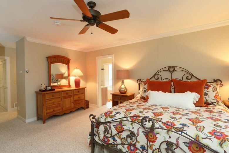 Upscale 3br Topnotch Overlook