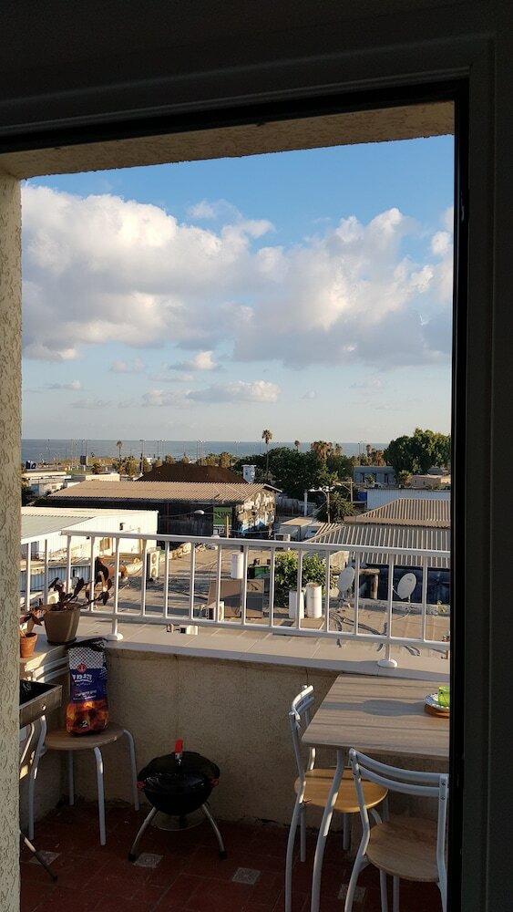 Unique Roof Apartment With Sea View