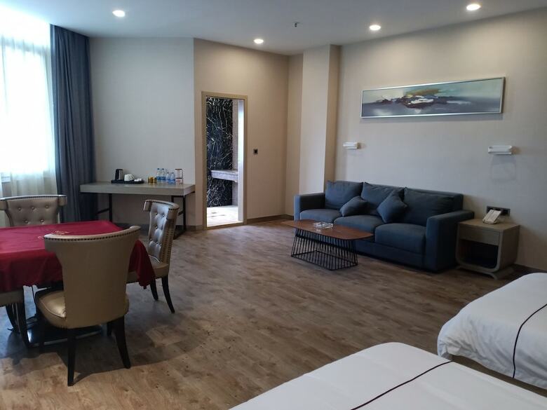Jingtai Lidu Hotel