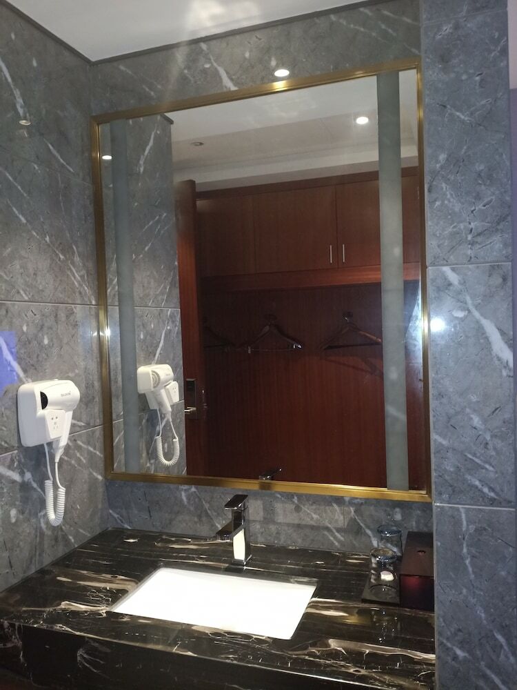 Jingtai Lidu Hotel