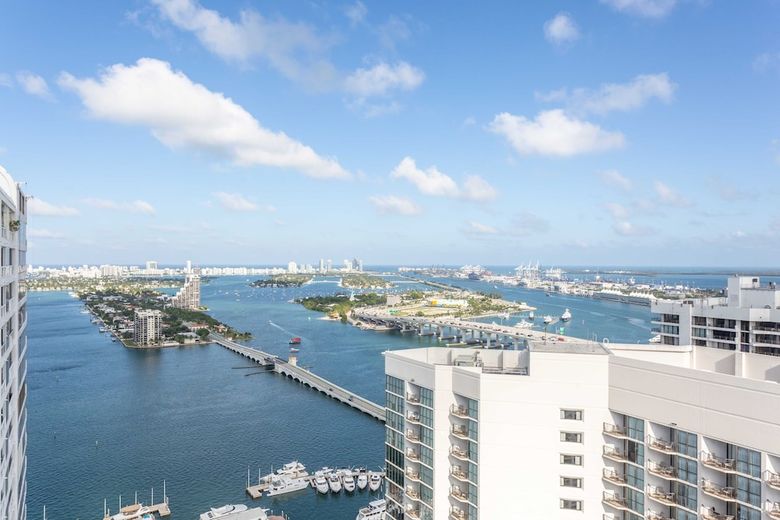Apartamentos Ocean Breeze And Emerald Water