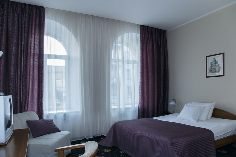 Columb Hotel