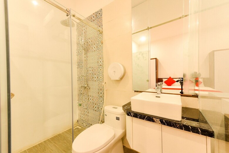 Oyo 317 Kim Cuong Hotel 2