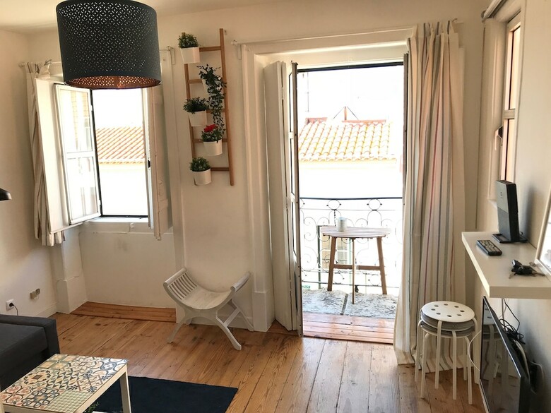 Apartamentos Beautiful Flat Balcony Great Location