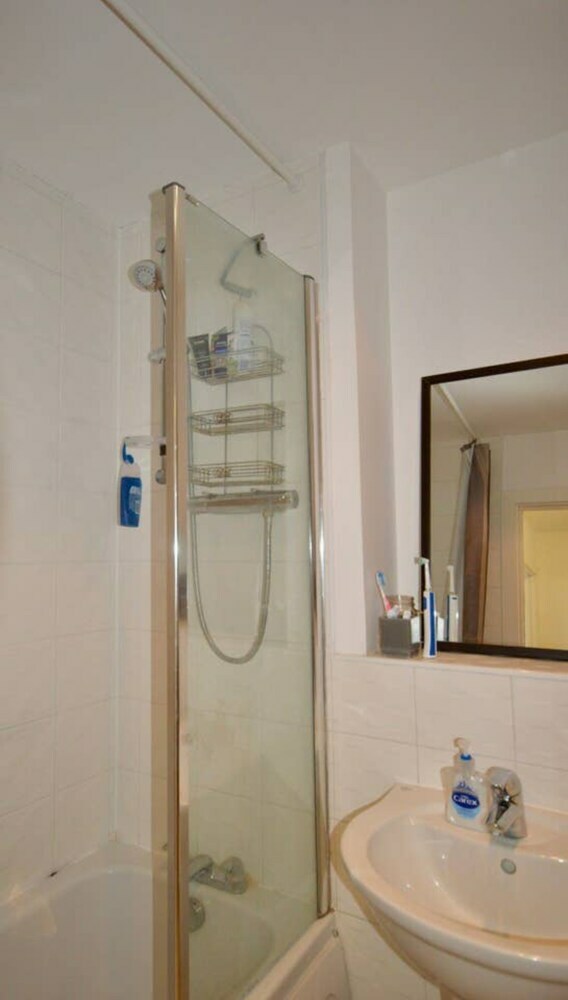 1 Bedroom Apartment Near Stokes Croft
