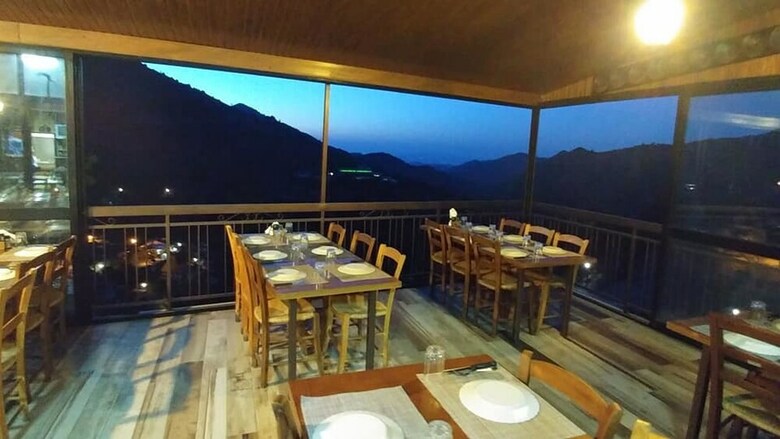 Hotel Perneia Rooms