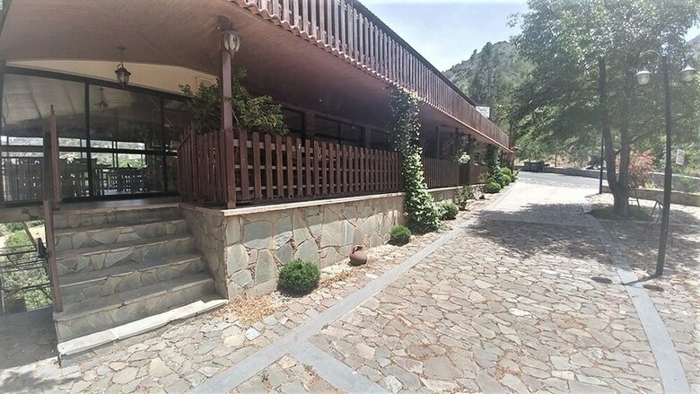 Hotel Perneia Rooms