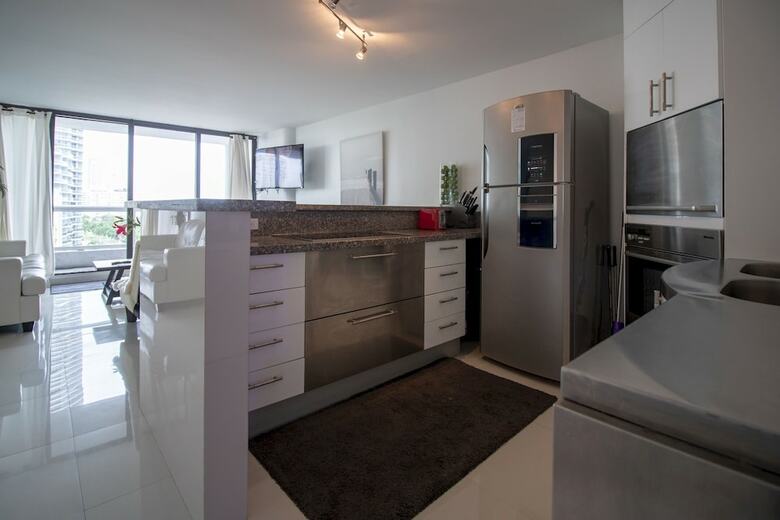 Apartamentos Edgy And Modern Condo On The Bay