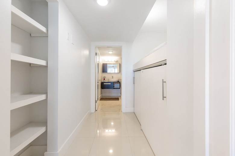 Apartamentos Edgy And Modern Condo On The Bay