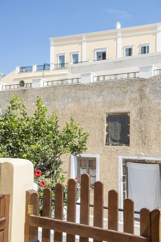 Apartamentos Ladas Pyrgos Houses