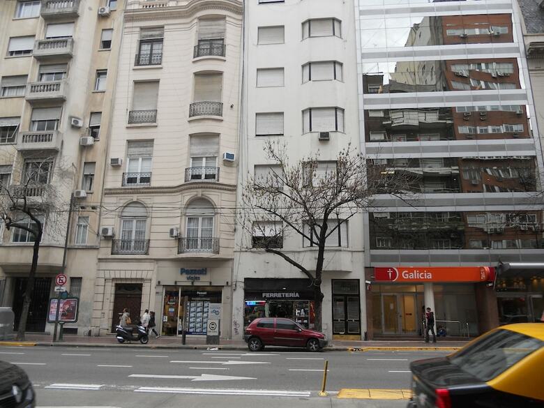 Apartamentos Av. C�rdoba 2 Dormitorios