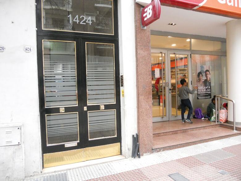 Apartamentos Av. C�rdoba 2 Dormitorios