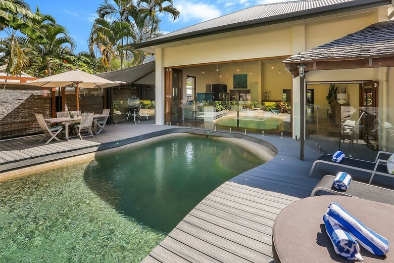 Poppy's Retreat Palm Cove
