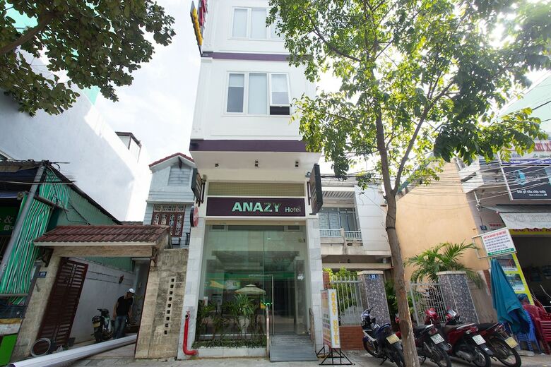 Oyo 525 Anazy Hotel