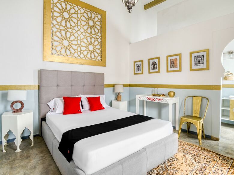 Hotel Capital O Riad