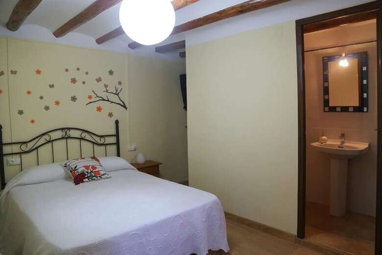 Agroturismo Masia Rural Canalisos