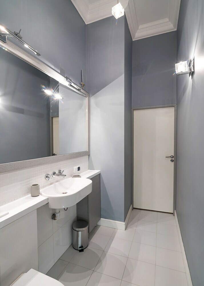 Metro Nowy Swiat Apartment