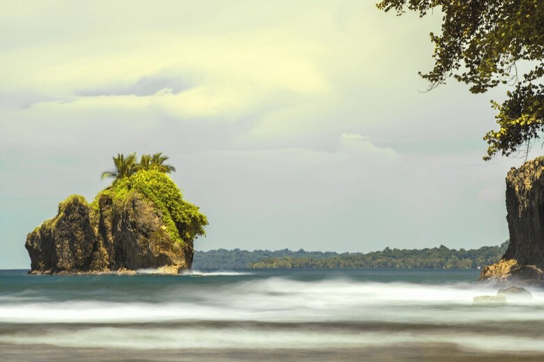 Hostal Selina Shared Puerto Viejo
