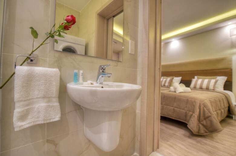 Hotel Onyx Suites & Apartments