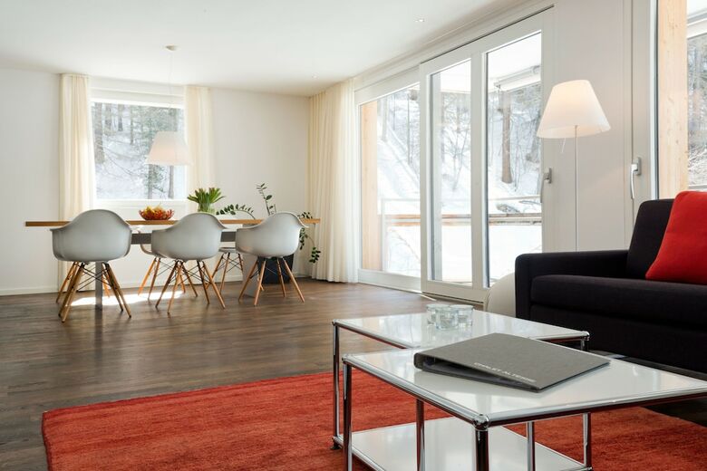 Chalet Altesse Serviced Apartments