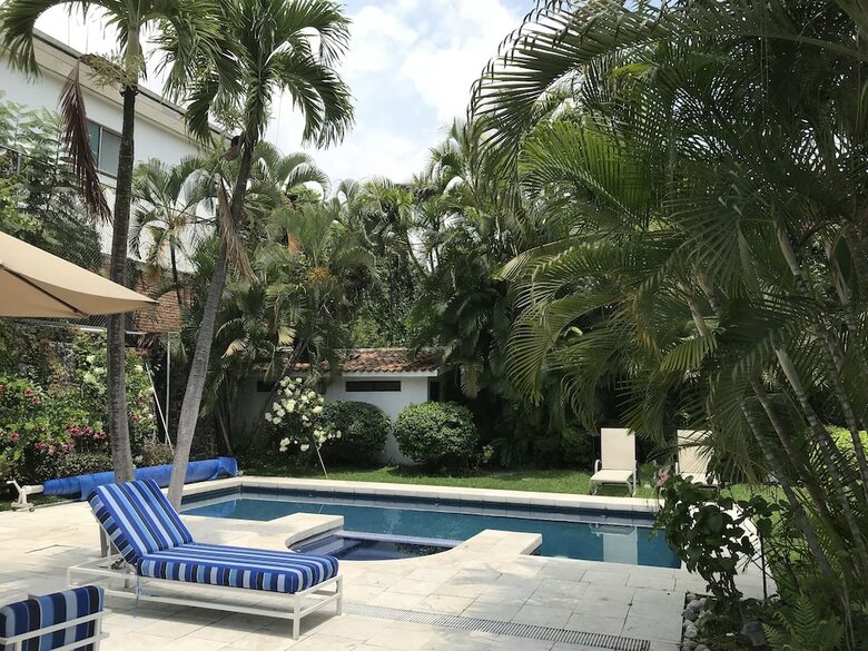 Cuernavaca Hermosa Y Amplia Casa