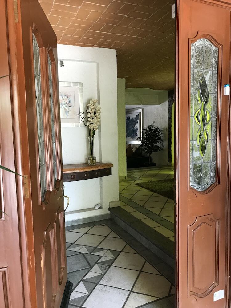 Cuernavaca Hermosa Y Amplia Casa