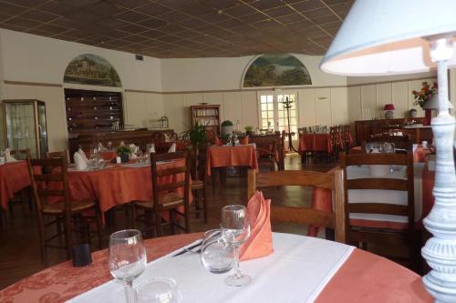 Hotel H�tel Du Lion D'or